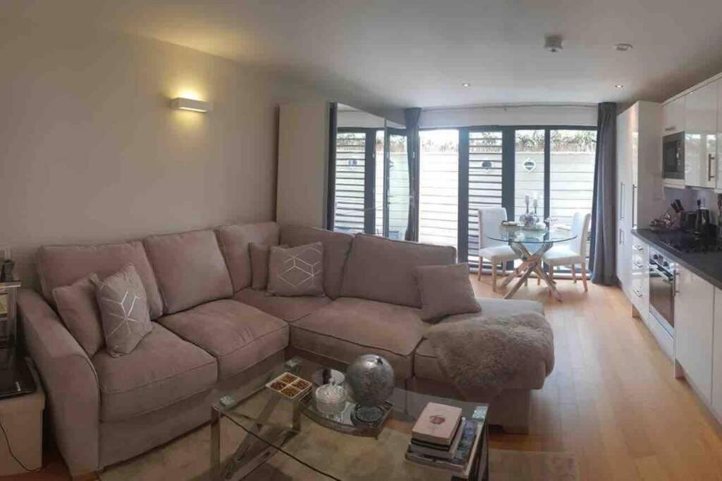 Beautiful Studio West Kensington/ Fulham/ Chelsea Appartement